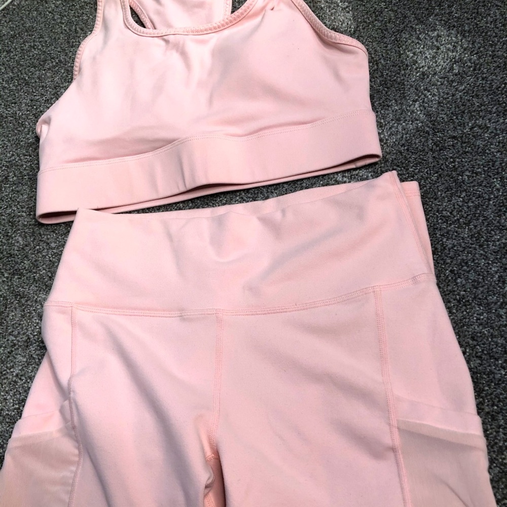 Fabletics Set - Bundle - image 3